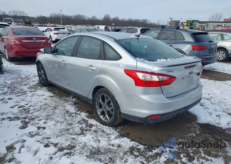 2013 Ford Focus Se из США, поврежденный, VIN 1FADP3F28DL201792